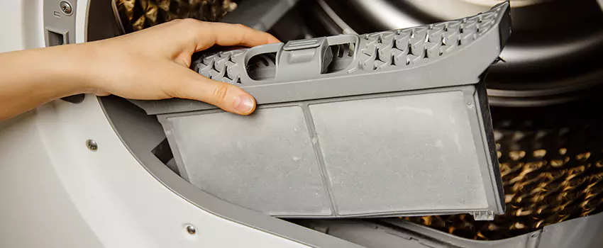 Signs Of A Clogged Dryer Lint Trap in Tallahassee, Florida
